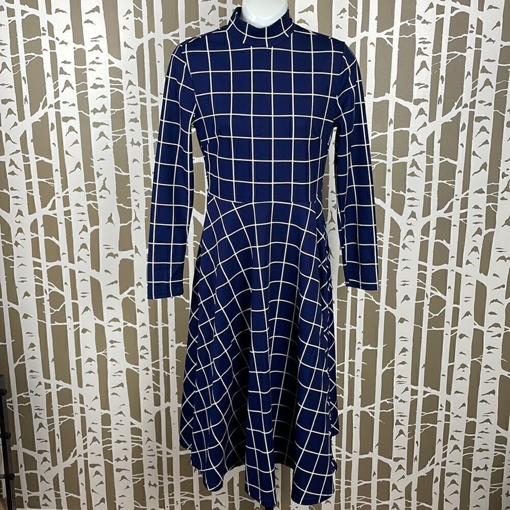 Navy & White Window Pane Plaid Stretch Fit & Flare Mock Neck Dress sz S